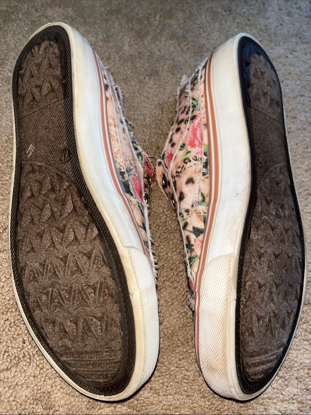 True Religion Floral & Leopard Canvas Slip-On Sneakers - Coral Pink - Picture 3 of 5